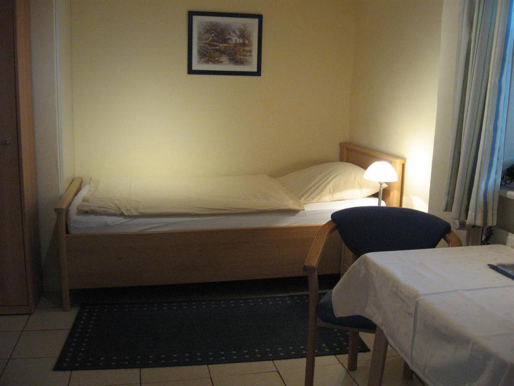 Altes Schulhaus Apartamento Bad Schwartau Quarto foto