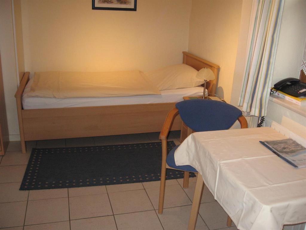 Altes Schulhaus Apartamento Bad Schwartau Quarto foto