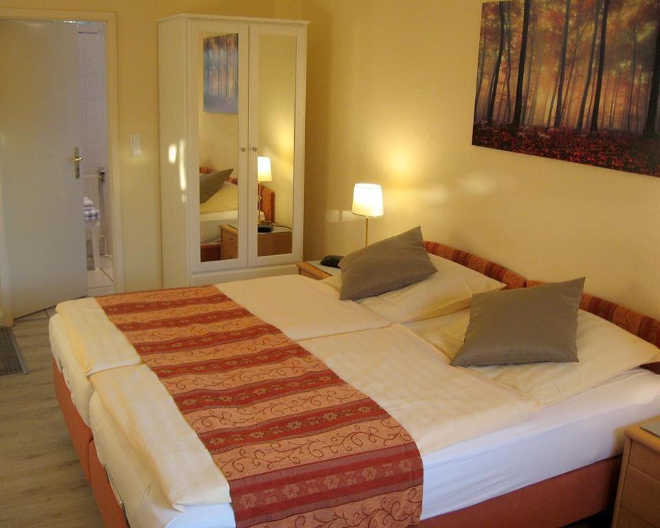 Altes Schulhaus Apartamento Bad Schwartau Quarto foto