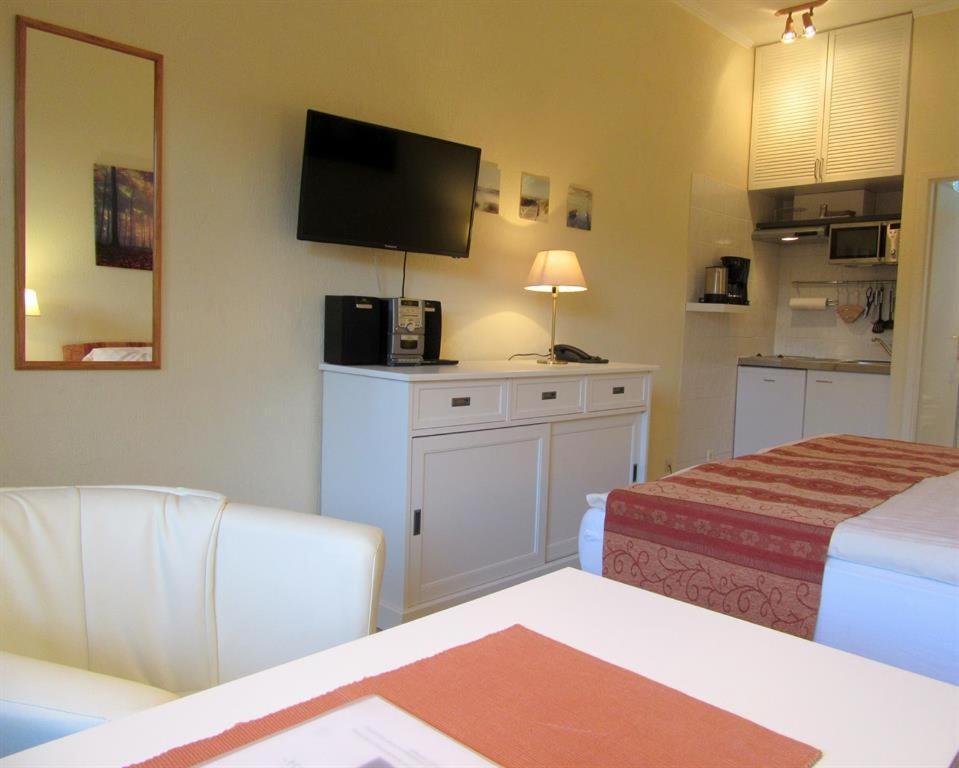 Altes Schulhaus Apartamento Bad Schwartau Quarto foto